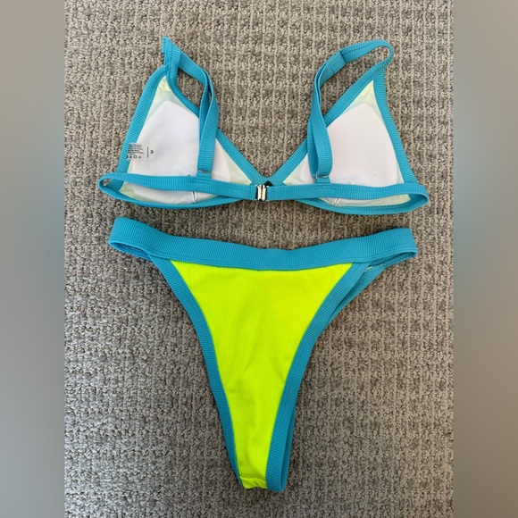 Blue and bright yellow bikini - Picture 2 of 2